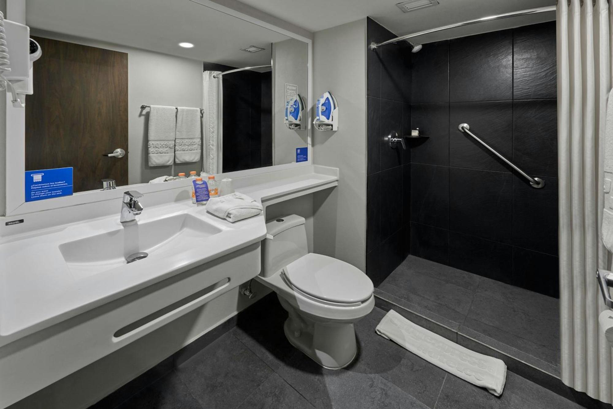 City Express By Marriott La Paz Exteriér fotografie